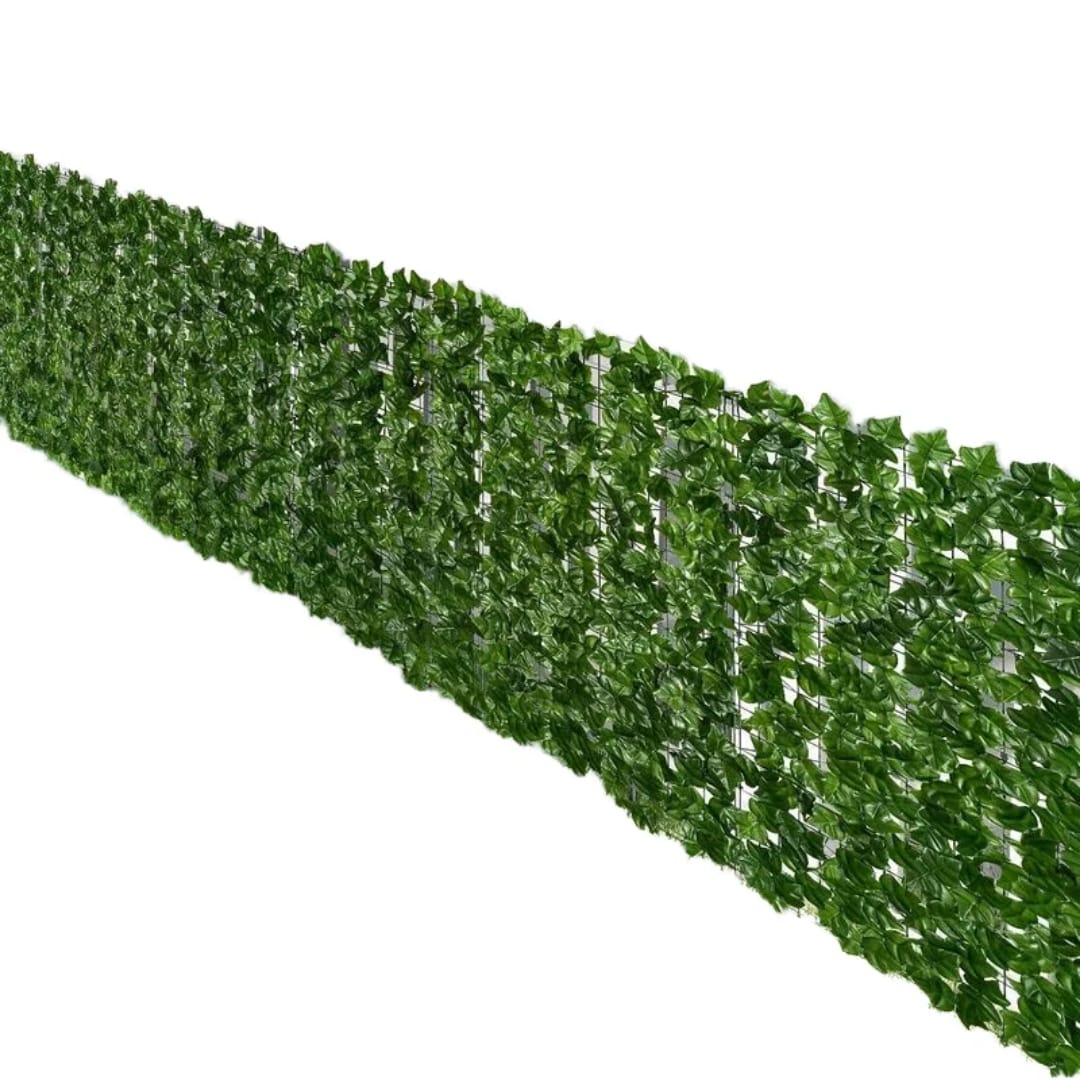 Artificial fence (3m by 1m)