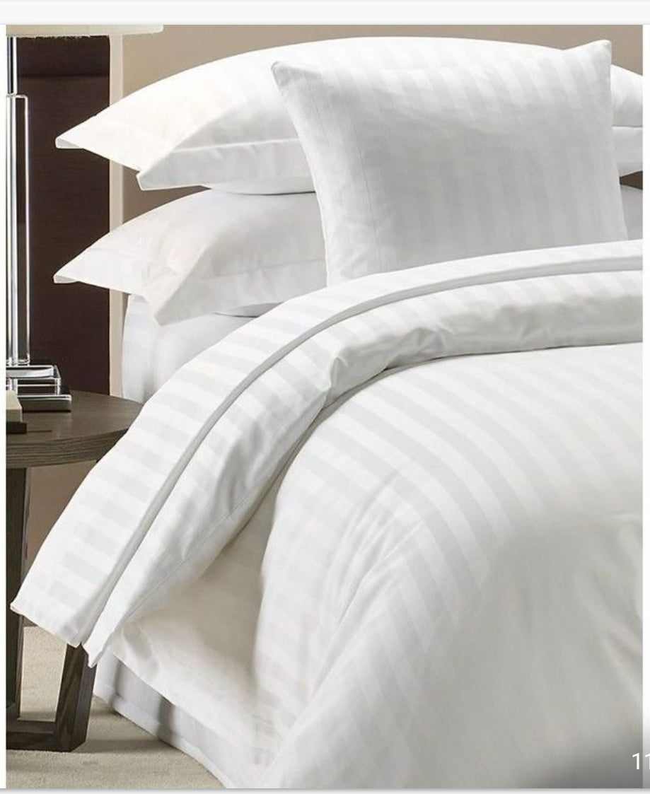 7x8 White Cotton Striped Duvet Cover Set – 4 Pillowcases + Bedsheet ( 240x260) // 7×8
