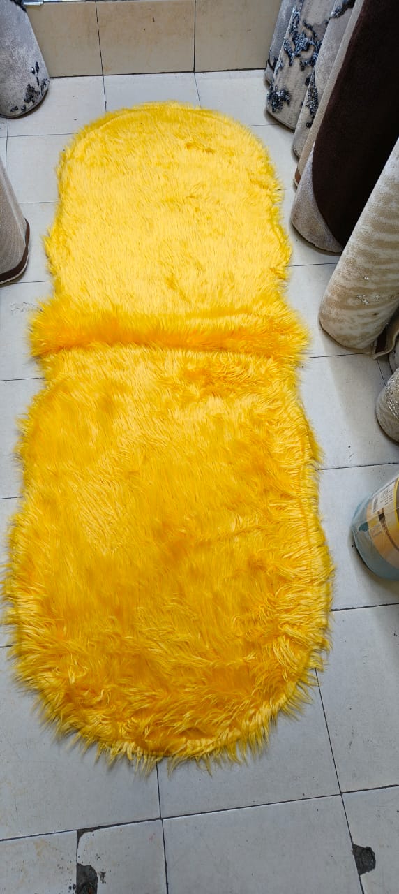 Fox fur mat Size 180x65cm